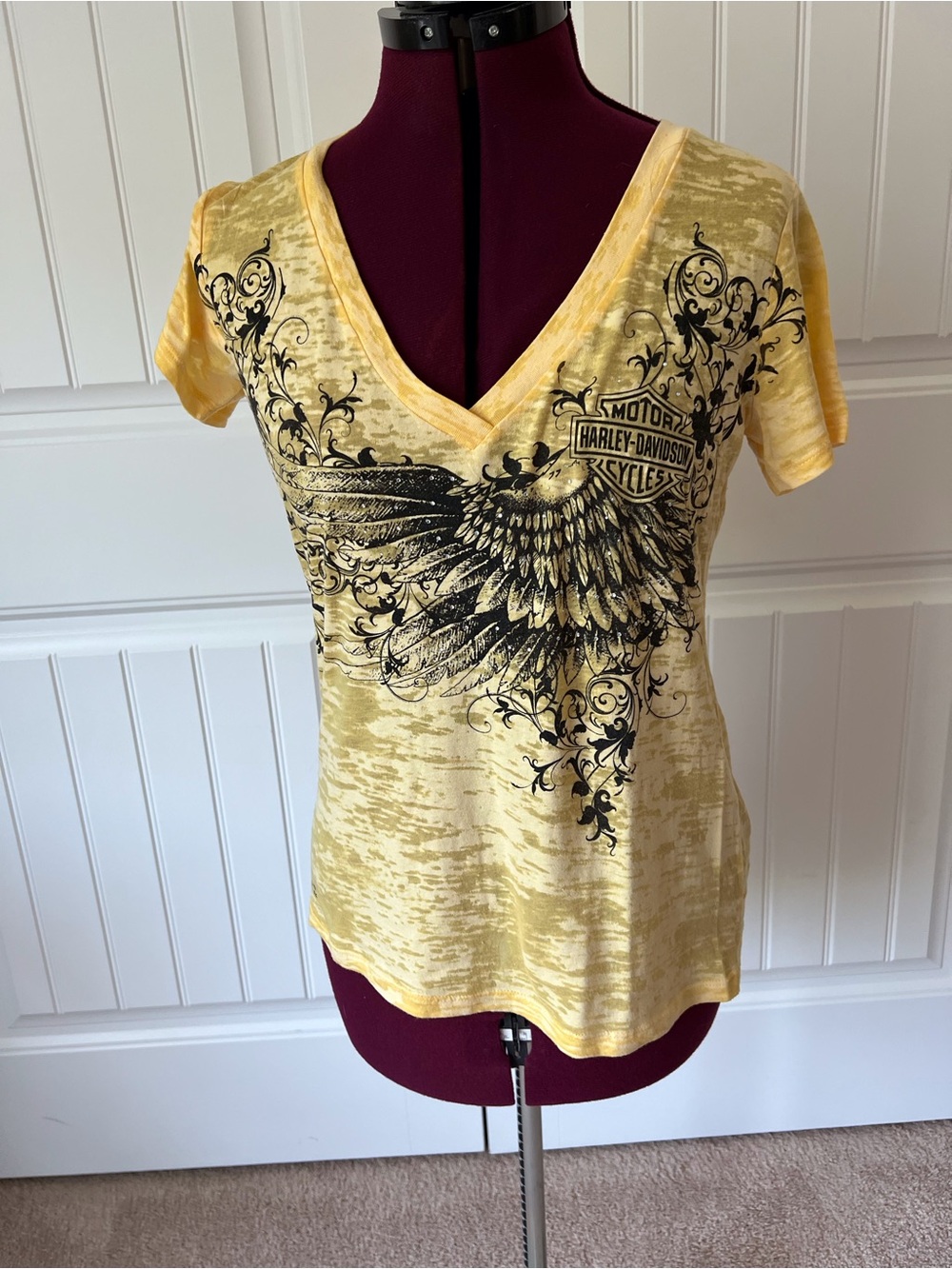 Harley-Davidson Yellow V-Neck Tee with Black Wing Graphic unworn